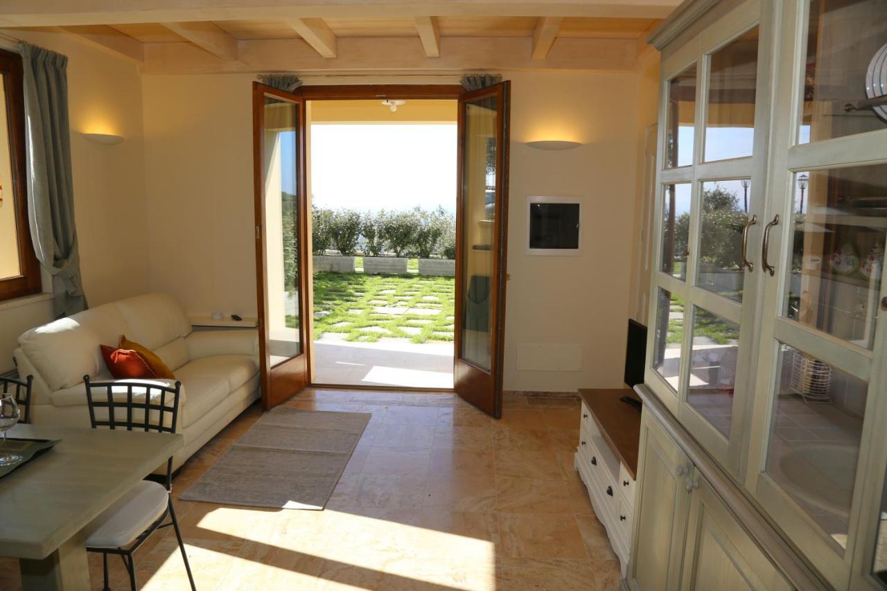 Casa Vacanze Squarcialupi カステッリーナ・イン・キアンティ シエナ エクステリア 写真