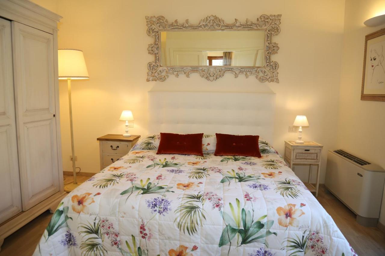 Casa Vacanze Squarcialupi カステッリーナ・イン・キアンティ シエナ エクステリア 写真