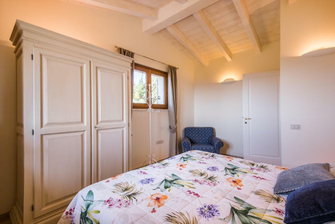 Casa Vacanze Squarcialupi カステッリーナ・イン・キアンティ シエナ エクステリア 写真