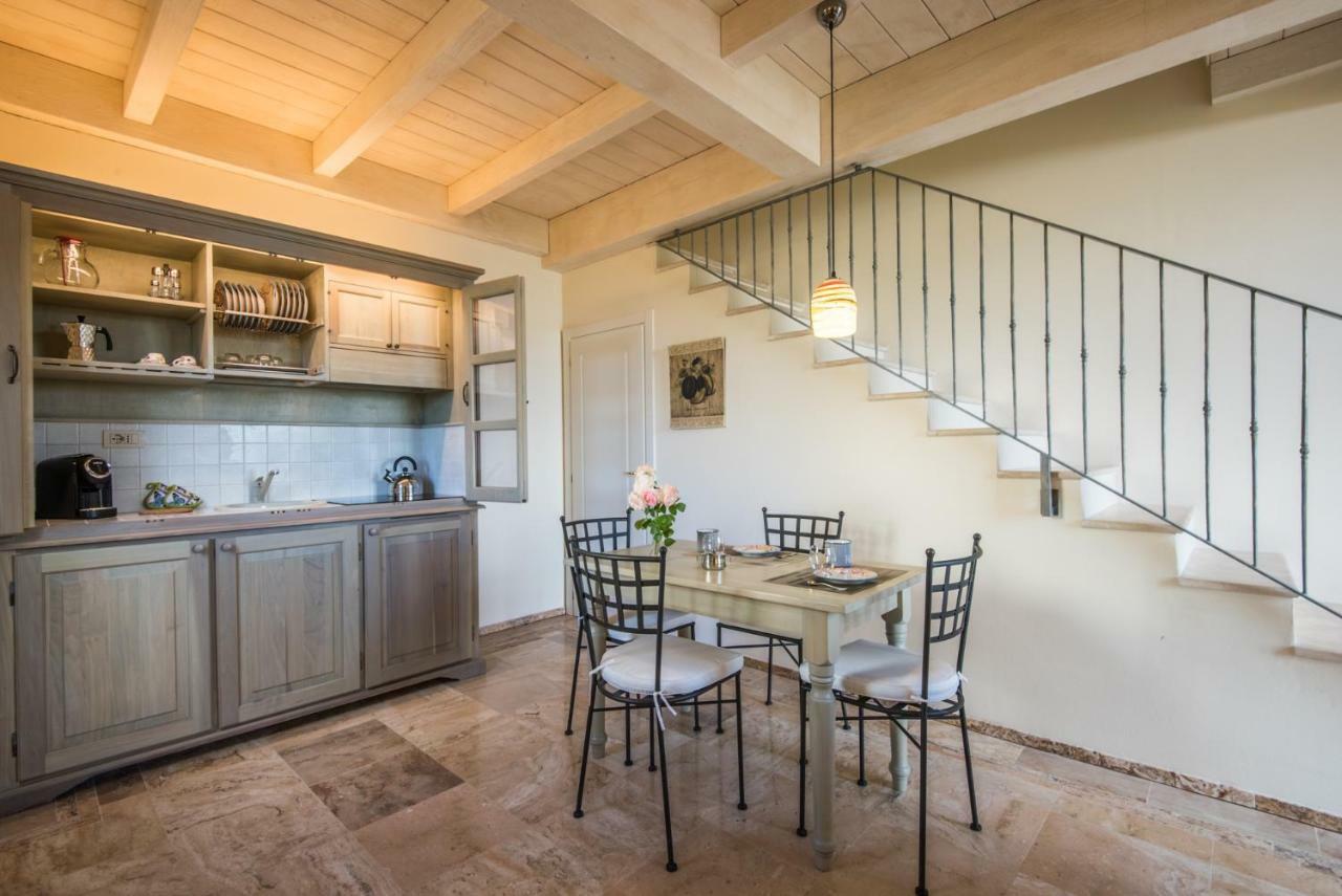 Casa Vacanze Squarcialupi カステッリーナ・イン・キアンティ シエナ エクステリア 写真