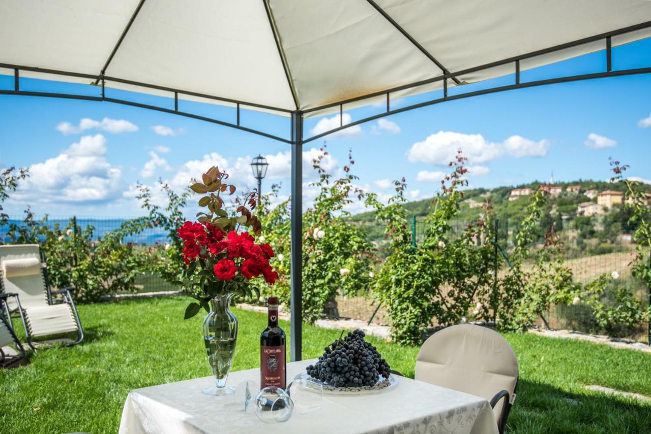 Casa Vacanze Squarcialupi カステッリーナ・イン・キアンティ シエナ エクステリア 写真